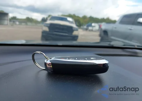 2019 Chevrolet Malibu Lt from USA, damaged, VIN 1G1ZD5ST6KF169206